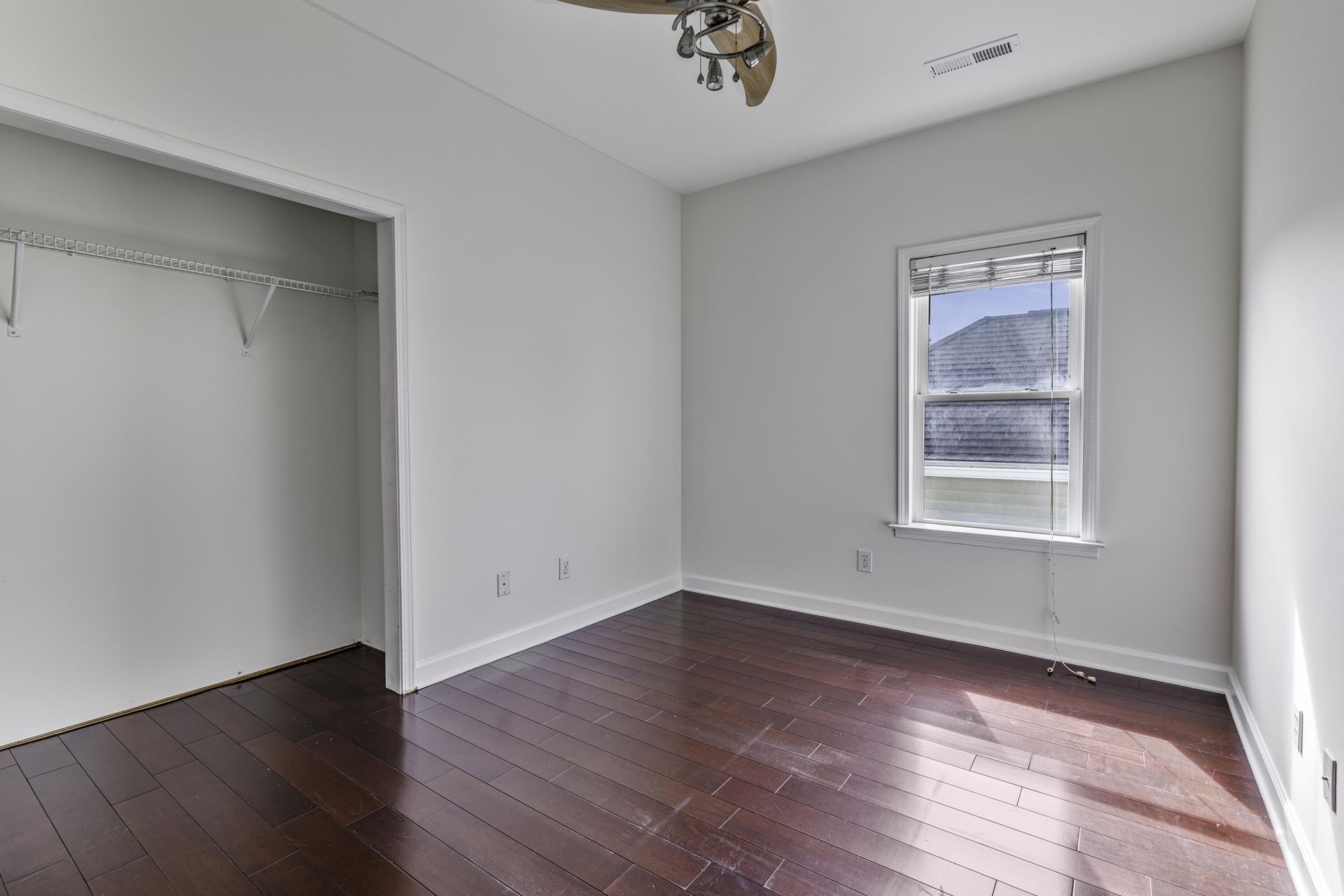 819 Harbor Place Drive Photo 34