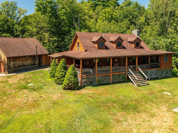 708 2Nd Crown Point Road, Strafford, NH 03884