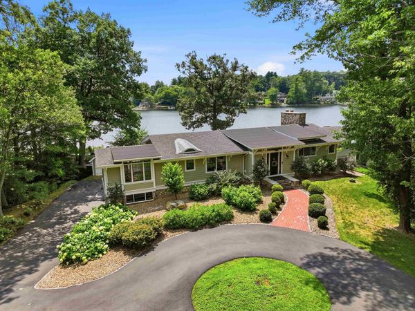 22 Woodvue Road, Windham, NH 03087