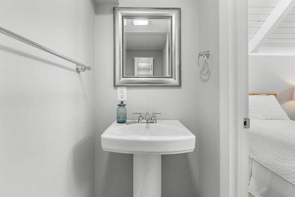 934 Sealoft Villa Drive Photo 34