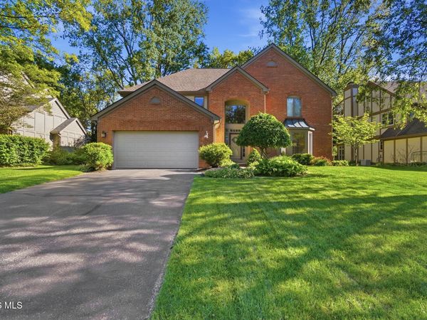 7310 Regents Park Boulevard , Toledo, OH 43617