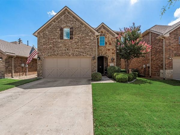 920 Sheldon Road , Argyle, TX 76226