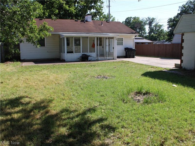 654 Poplar Street, Elyria, OH 44035 Photo 25