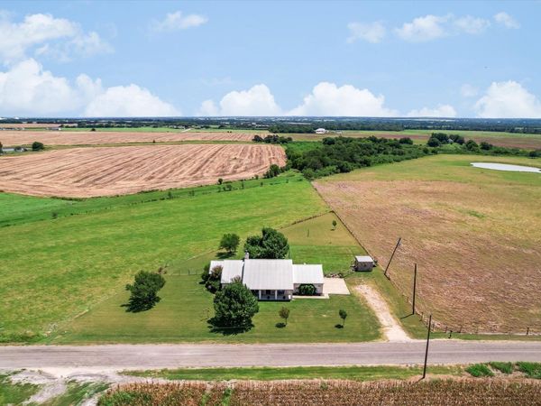 1465 County Road 436, Thrall, TX 76578