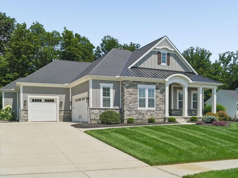 1932 Scenic Bluff Court , Delaware, OH 43015 Photo 3