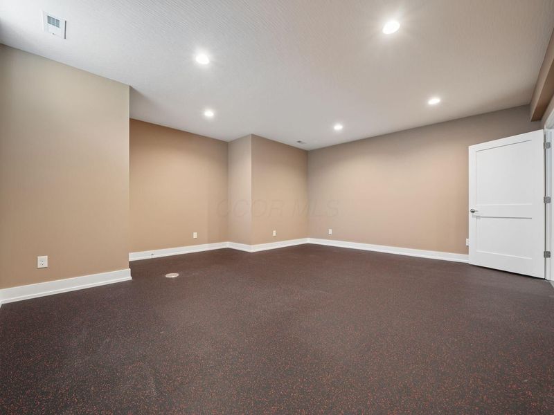 1932 Scenic Bluff Court , Delaware, OH 43015 Photo 75