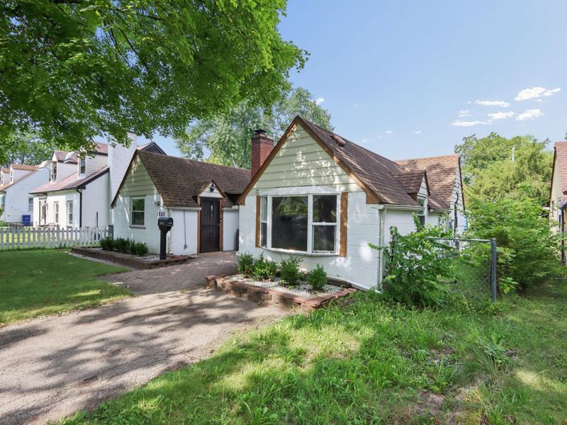 1083 Wellington Boulevard, Columbus, OH 43219 Photo 4
