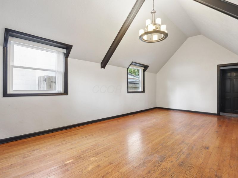 1083 Wellington Boulevard, Columbus, OH 43219 Photo 8