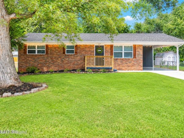 677 Grant St, Alcoa, TN 37701