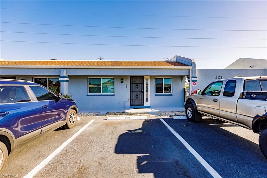 321 Cape Coral Pkwy W, Unit 109, Cape Coral, FL 33914 Photo