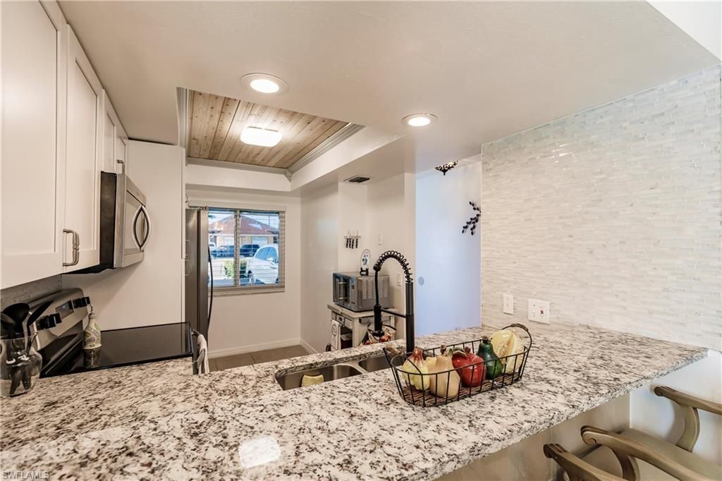 321 Cape Coral Pkwy W, Unit 109, Cape Coral, FL 33914 Photo