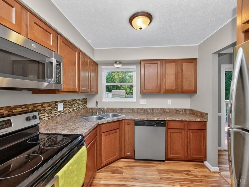 1766 Miles Road, Springfield Twp., OH 45231 Photo 11