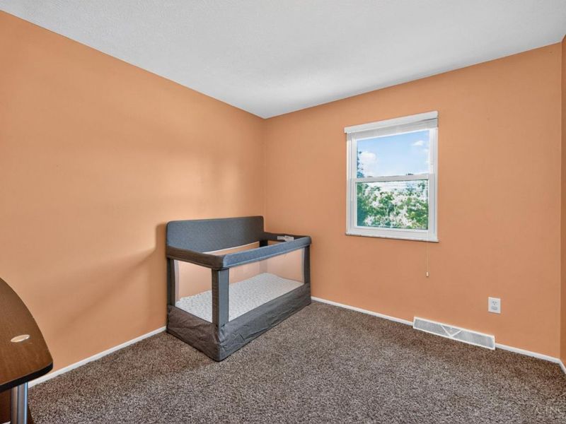 1766 Miles Road, Springfield Twp., OH 45231 Photo 15