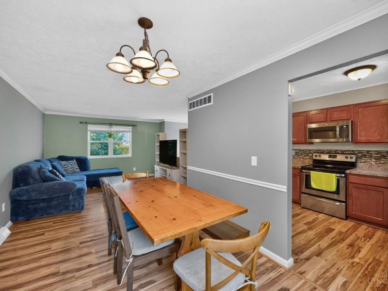 1766 Miles Road, Springfield Twp., OH 45231 Photo 9