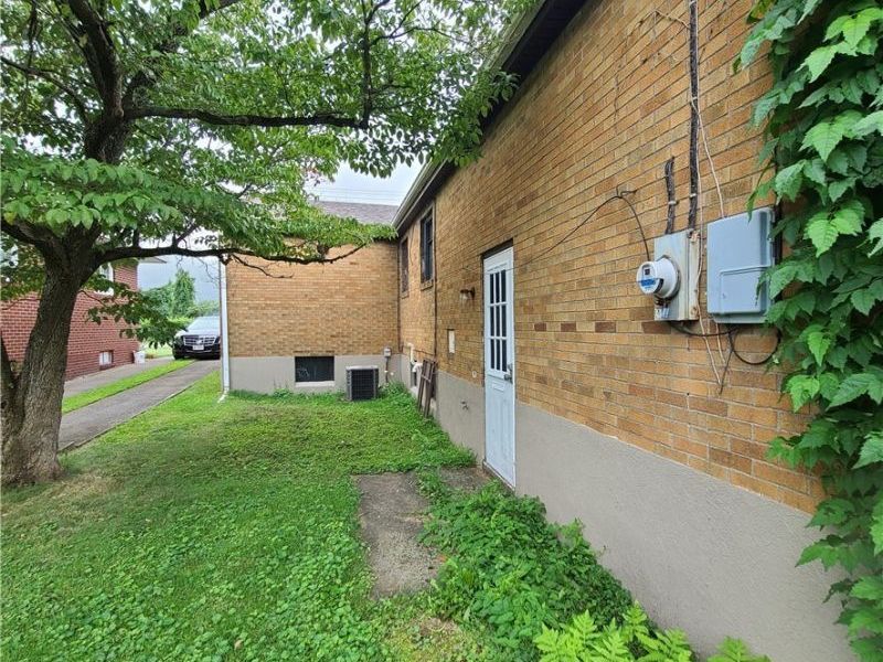 1119 3rd Street, Brilliant, OH 43913 Photo 5