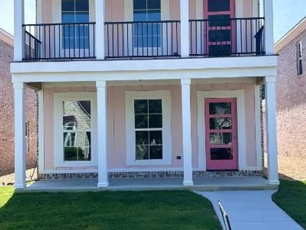212 S 3rd St., Amory, MS 38821