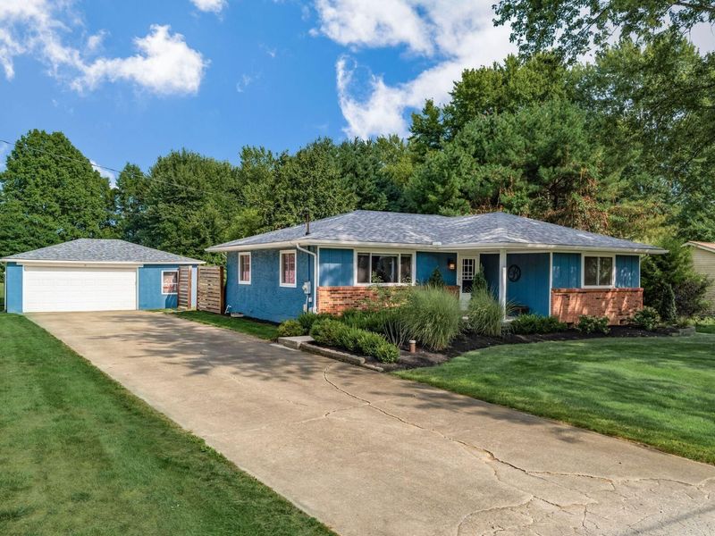 10 Ballman Square E, Reynoldsburg, OH 43068 Photo 2