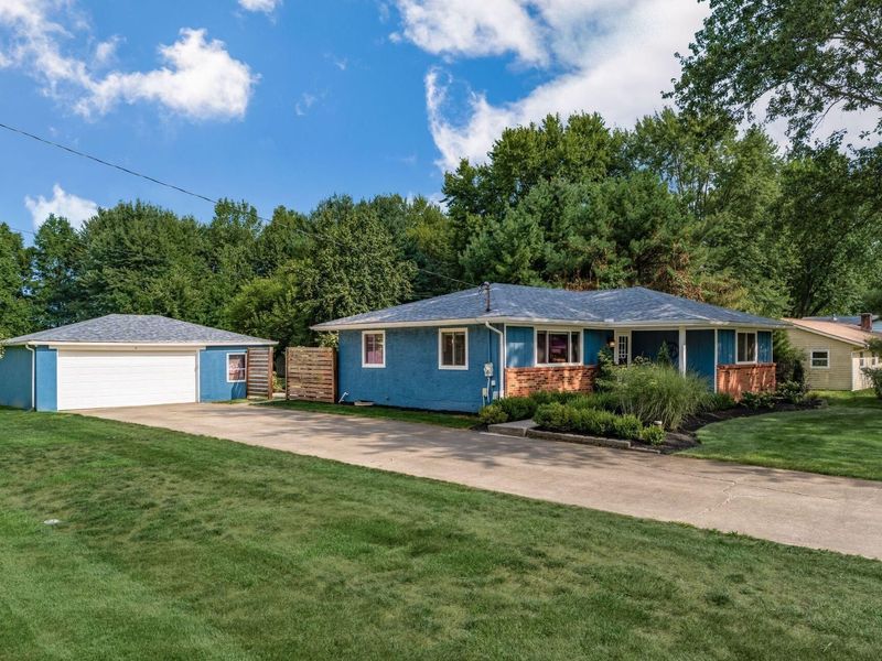 10 Ballman Square E, Reynoldsburg, OH 43068 Photo 3
