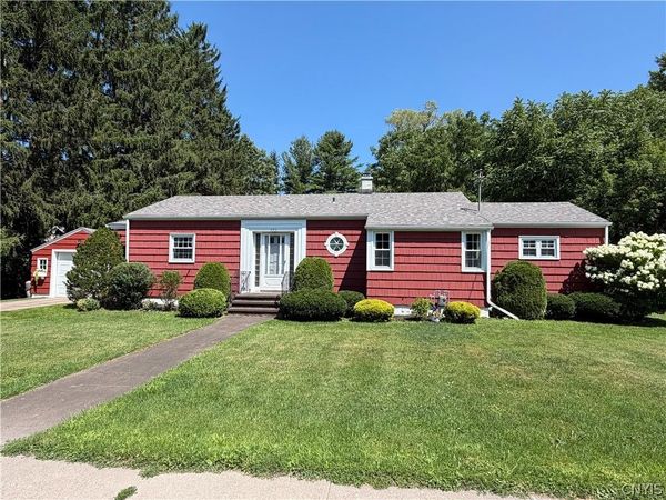 443 Seneca Street , Oneida, NY 13421