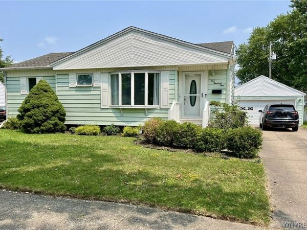 101 Sharon Drive , Tonawanda, NY 14150