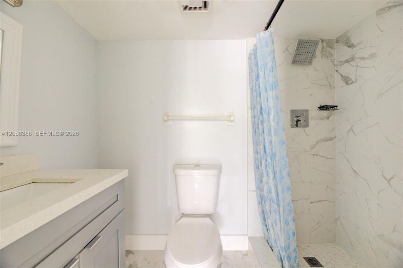 1800 Sans Souci Blvd, Unit 336, North Miami, FL 33181 Photo