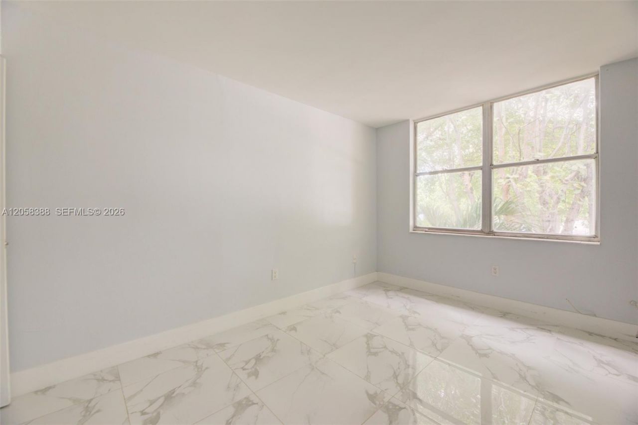 1800 Sans Souci Blvd, Unit 336, North Miami, FL 33181 Photo