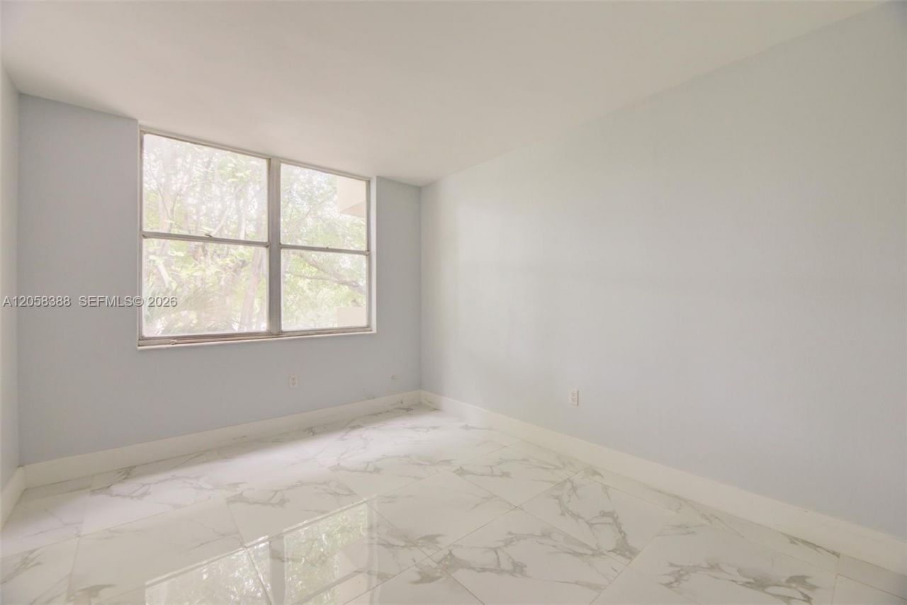 1800 Sans Souci Blvd, Unit 336, North Miami, FL 33181 Photo