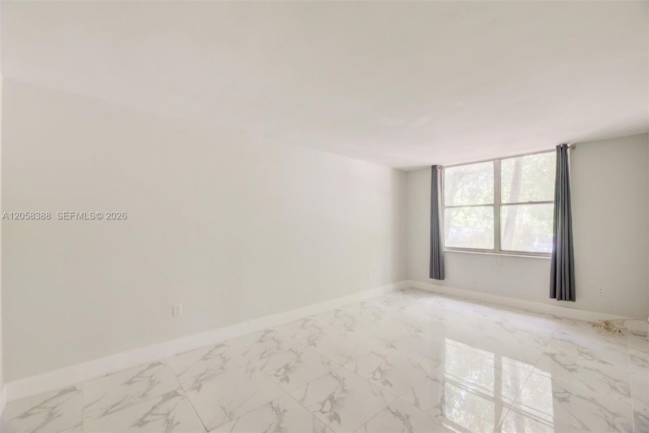 1800 Sans Souci Blvd, Unit 336, North Miami, FL 33181 Photo