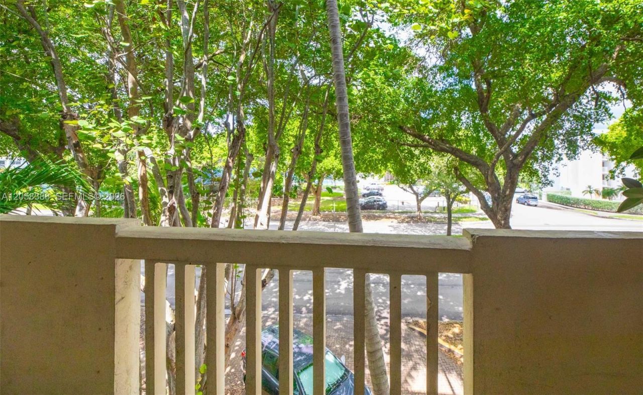 1800 Sans Souci Blvd, Unit 336, North Miami, FL 33181 Photo