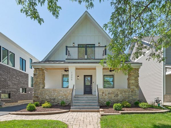 1205 Curtiss Street , Downers Grove, IL 60515
