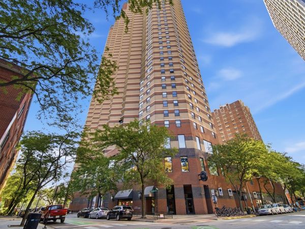 3660 N LAKE SHORE Drive , Unit 1506, Chicago, IL 60613