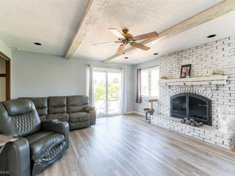 1673 Mayfair Boulevard, Mayfield Heights, OH 44124 Photo 12