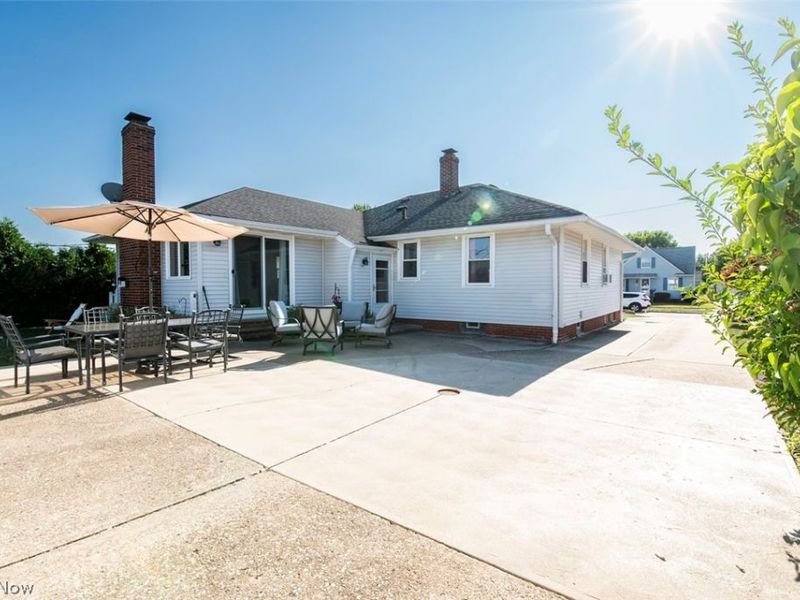 1673 Mayfair Boulevard, Mayfield Heights, OH 44124 Photo 25