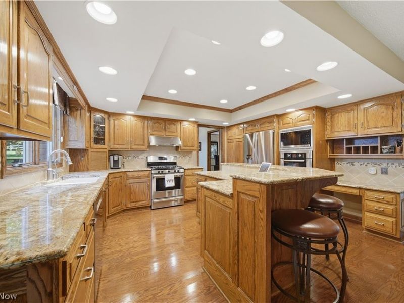 7855 Hearthstone Avenue NW, North Canton, OH 44720 Photo 10