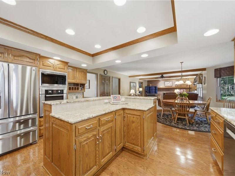 7855 Hearthstone Avenue NW, North Canton, OH 44720 Photo 14