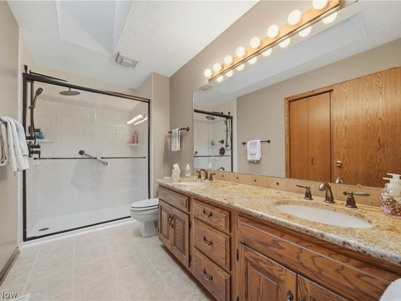7855 Hearthstone Avenue NW, North Canton, OH 44720 Photo 24