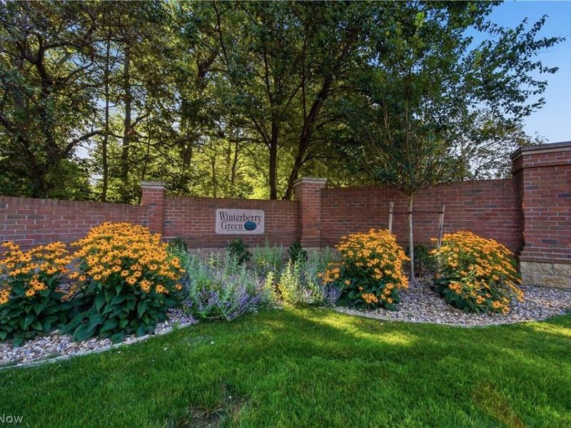 7855 Hearthstone Avenue NW, North Canton, OH 44720 Photo 44