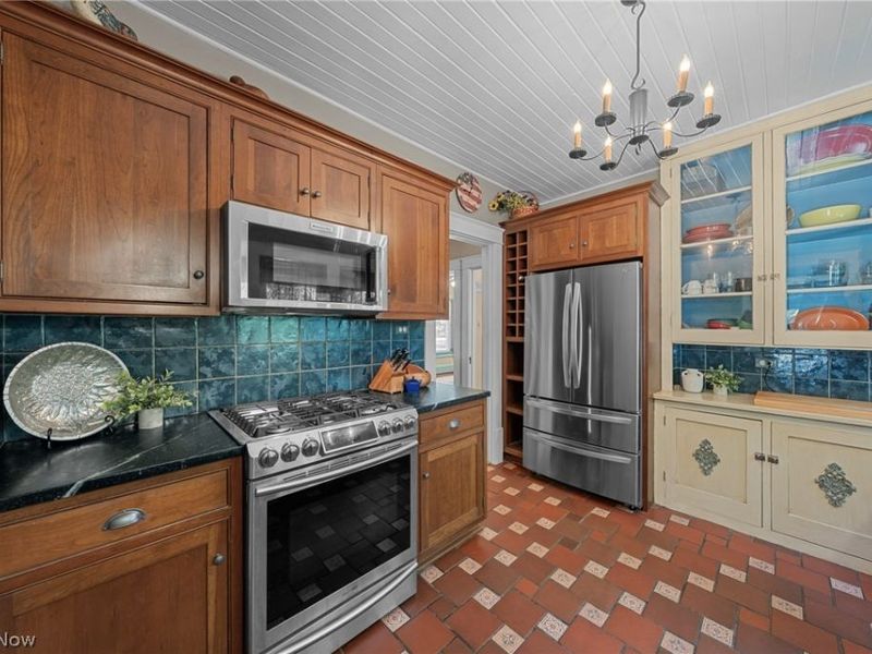 168 Castle Boulevard, Akron, OH 44313 Photo 20