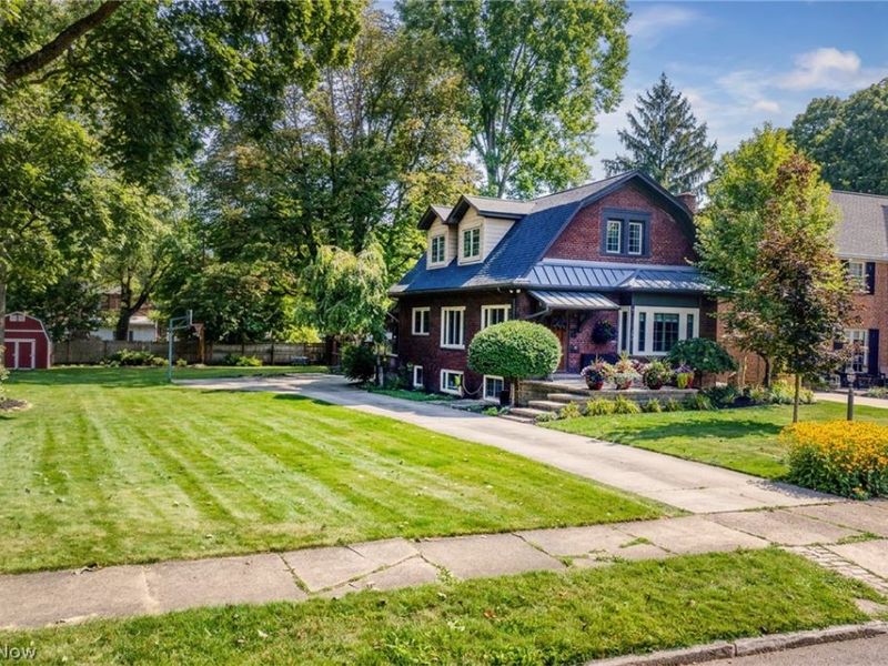 168 Castle Boulevard, Akron, OH 44313 Photo 3