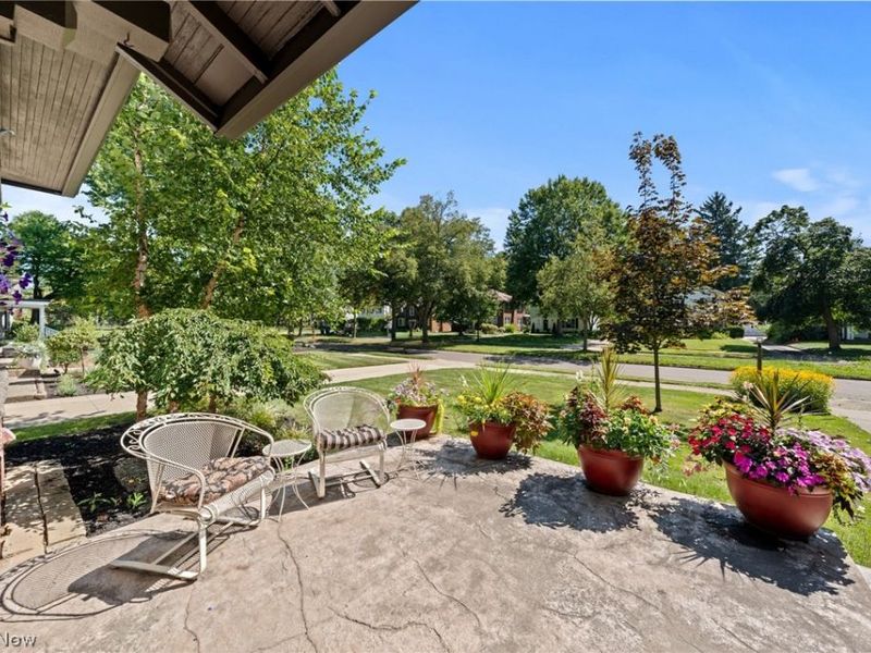 168 Castle Boulevard, Akron, OH 44313 Photo 5