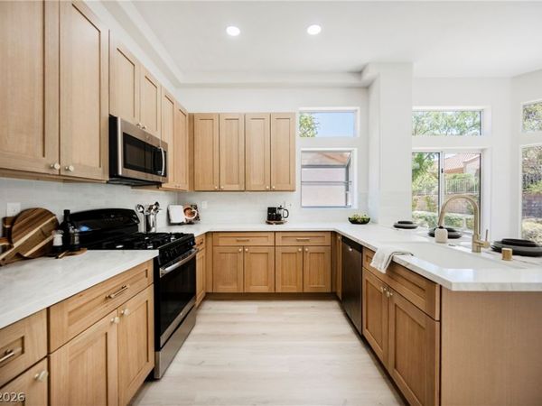 10017 Bundella Drive , Las Vegas, NV 89134