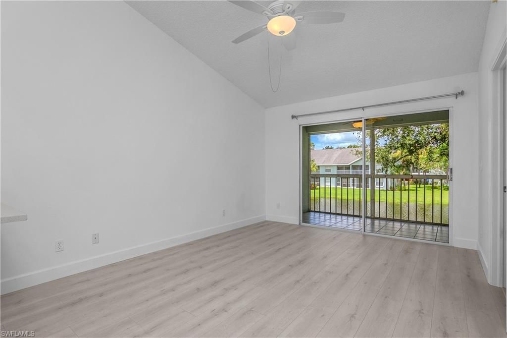 133 Wading Bird Cir, Unit 202, Naples, FL 34110 Photo