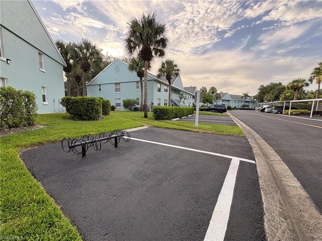 133 Wading Bird Cir, Unit 202, Naples, FL 34110 Photo
