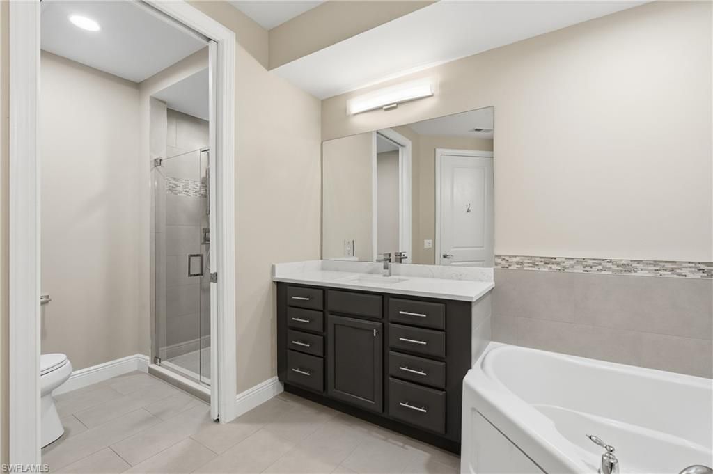 8001 Via Monte Carlo Way, Unit 1105, Estero, FL 33928 Photo