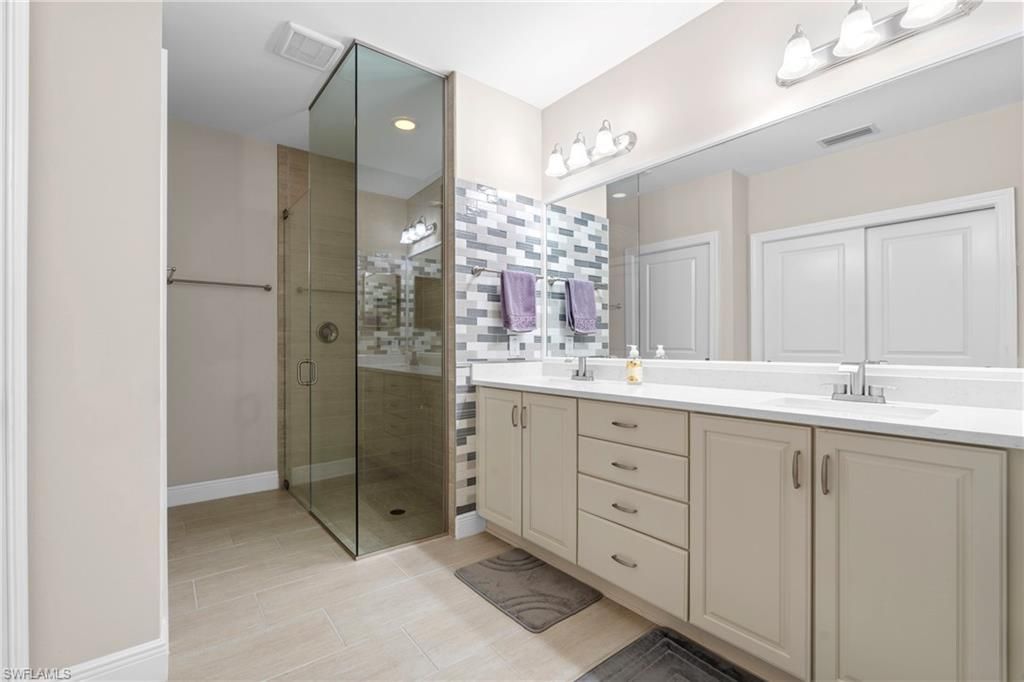 2137 Frangipani Cir, Unit 102, Naples, FL 34120 Photo