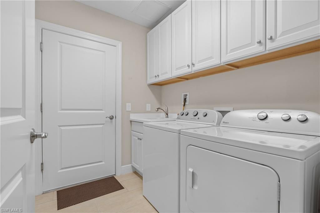 2137 Frangipani Cir, Unit 102, Naples, FL 34120 Photo