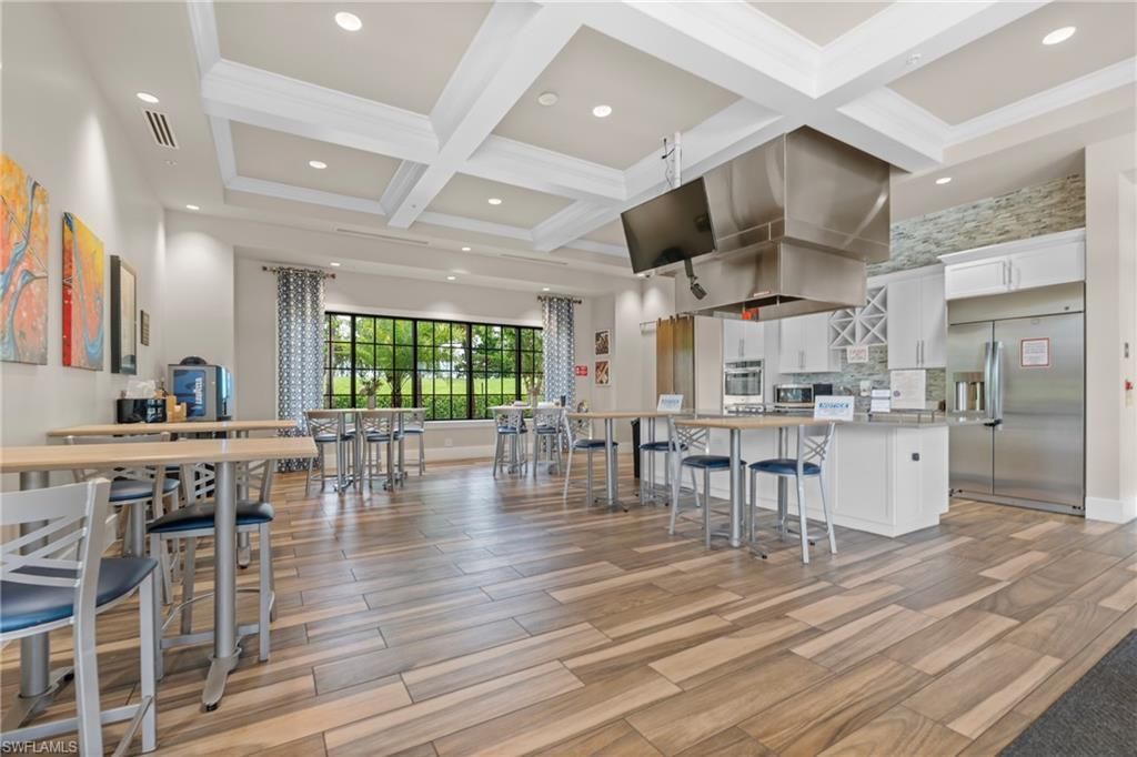 2137 Frangipani Cir, Unit 102, Naples, FL 34120 Photo