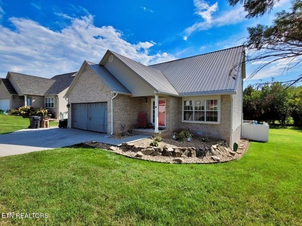 1217 Quiet Brook Lane, Knoxville, TN 37914
