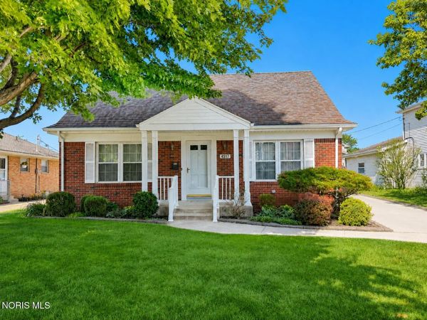 4517 Clover Lane , Toledo, OH 43623