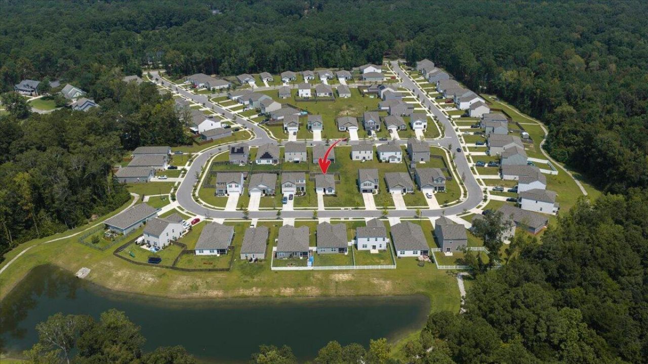 150 Cloverleaf Street Photo 35